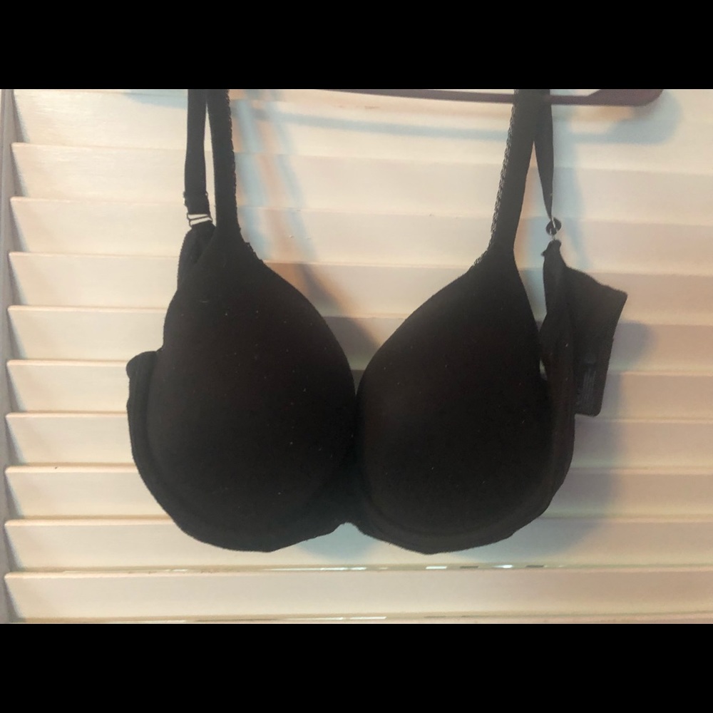 VICTORIAS SECRET BRA 38 D